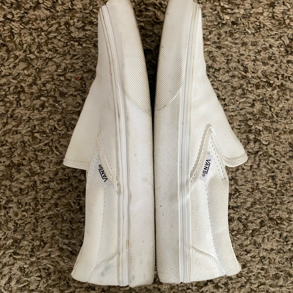 White slip on vans 7.5